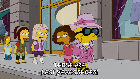 GIF_Simpsons_Fashion_Shoes