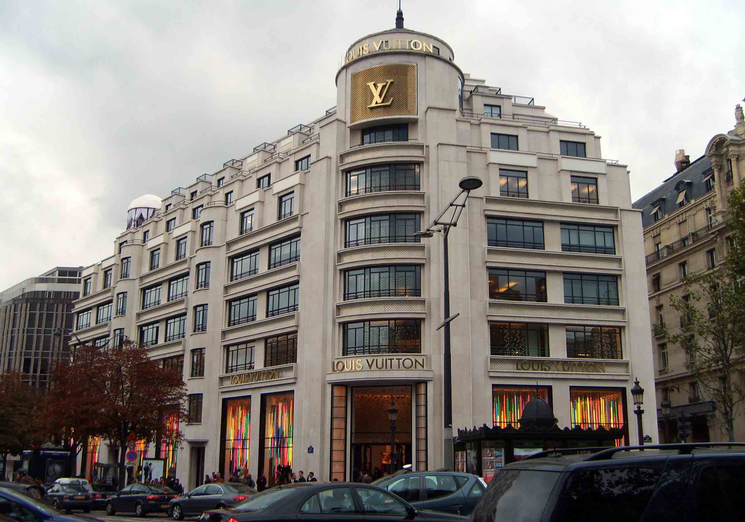 Louis-Vuitton-Paris_Titelbild