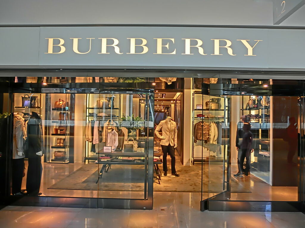 Ausgabe #165: Inside Burberry - Moderner britischer Luxus